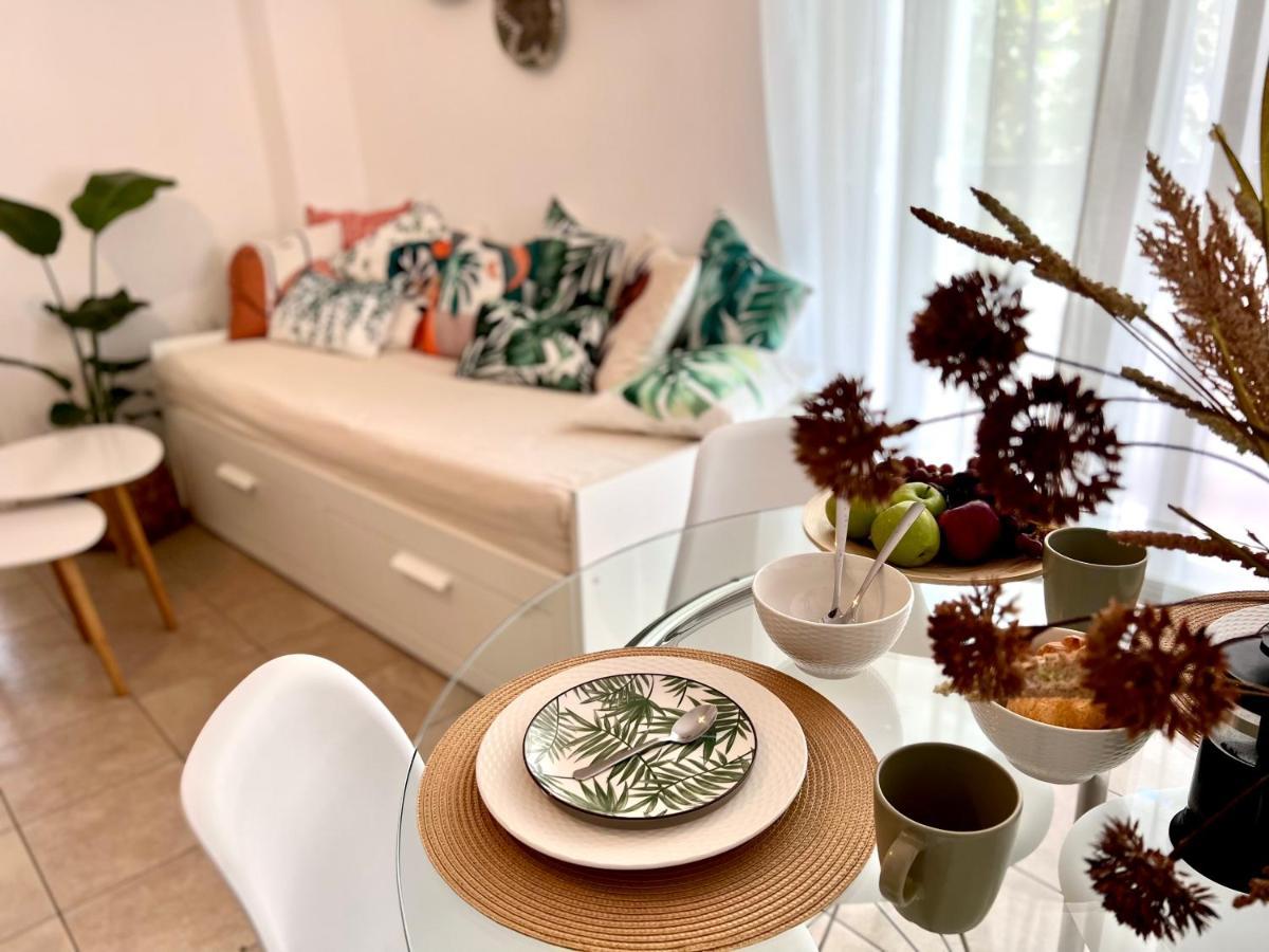 Downtown Apartments Rhodes City Esterno foto